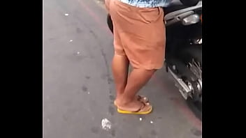 Preview 3 of Kerala S A X - Moto na Avenida