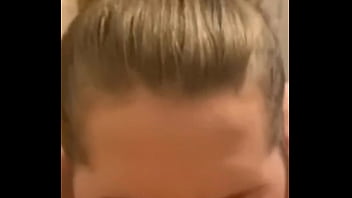 Preview 2 of Gordinha Amadora10 - This chunky blonde chick i met on Tinder sucked my cock