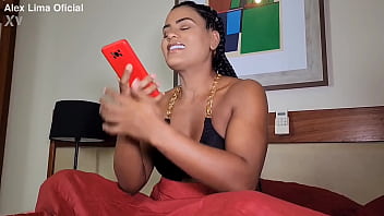 Preview 1 of Multiples Butt - Minha amiga gostosa cheia de tess&atilde_ me chamou para transar,  e eu realizei o meu desejo de fuder com a safada