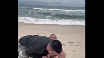 Preview 3 of Xxx Mose Hd - Fudendo na praia.