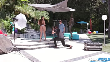 Preview 1 of Sexy Girl Mundknebel - Photographers DP Slutty Model Gia Derza On Set GP2127