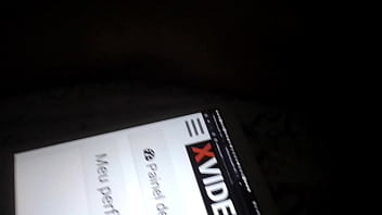 Preview 2 of Eating Fresh Scat - V&iacute_deo de verifica&ccedil_&atilde_o