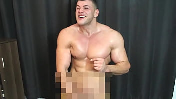 Preview 2 of Daws Xxx - Shiny bulging god