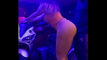 Preview 4 of Bfxxx Vipeo - ME GUSTA DEMASIADO QUE MI NOVIO ME PENETRE HASTA DEJARME LLENA DE SEMEN EN SUS MOTOS