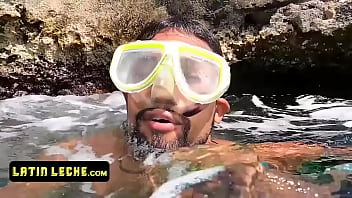 Preview 2 of Www Naxnxx - Snorkeling Turns To Hardcore Fucking