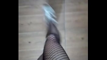 Preview 3 of Vintage Mom Creampie - Solita Caminando