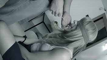 Preview 1 of Gym Xnxx Punjabi - Playing with my 18yo stepdaughter to make her try things blindfolded,  first the food and then the cock. She appreciate?