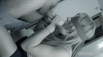 Preview 4 of Gym Xnxx Punjabi - Playing with my 18yo stepdaughter to make her try things blindfolded,  first the food and then the cock. She appreciate?