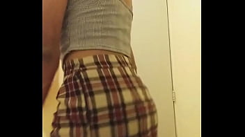 Preview 4 of Asian Ketchin - Tania Colegiala perreando ese culo