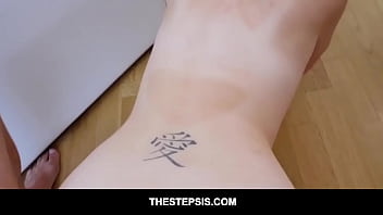 Preview 3 of Xxx Video Sekxi - Smalltits Blonde Teen StepSister Stevie Grey Fucked By Huge Dick Step Brother In Front Of Mom POV