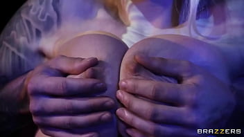 Preview 1 of Penis Busting - From The Big Screen To His Lap / Brazzers  / download full from http://zzfull.com/lap