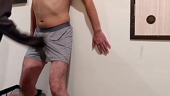 Preview 2 of Xxx Parent Photo - 【亀頭折檻】笑いながらM男の亀頭を強く叩いたりパンチして遊ぶ女S！