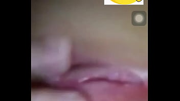 Preview 3 of Vergin Na Vergin Pa Puke - Vợ y&ecirc_u bướm đẹp show h&agrave_ng qua zalo (Wife show through video call)