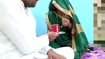 Preview 1 of Black Anal School - देसी ससुर ने अपने बहु को चाय पीने के बहाने बुलाया और बहु के चुत को फाड़ दिया(क्लीयर ऑडियो)