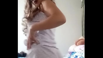 Preview 4 of Lesbian 69 Position Squirt - Quirapretty sensual dancing. enjoy my big ass