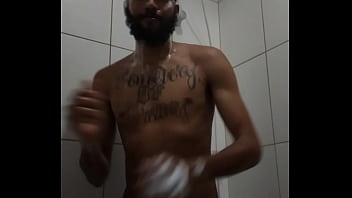 Preview 2 of School Teachers Sex Videos - Heliopstr87- bahiano,  banho com dan&ccedil_a