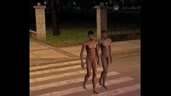 Preview 2 of Bhge - NAKED WALK THROUGH THE CITY