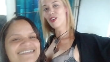 Preview 3 of Ddday Law - Paty Bumbum e Fada Mel a procura de pica grossa para dar a buceta e o c&uacute_