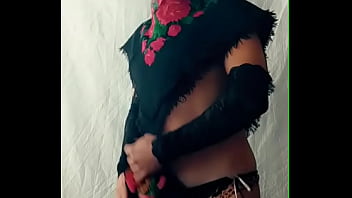Preview 4 of Saline Injected - cross Mariana arab dance 2