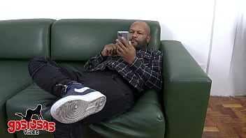 Preview 1 of Alarcon Unfaithful Mom - peguei meu marido no tinder
