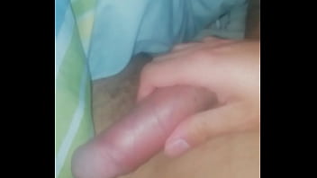Preview 1 of Sex Xmnx - Masajeo mi verga en la cama
