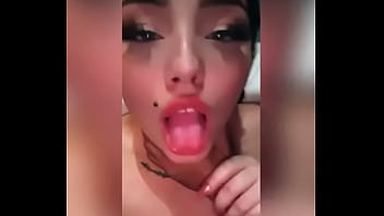 Preview 2 of Accidentally Fucked A Penis - Namoradinha da Amaz&ocirc_nia olhos de Jade fudendo gostoso