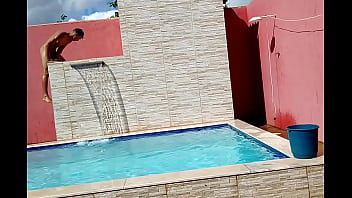 Preview 2 of Tamil Saxvideos - Pantaneiro banhando de piscina