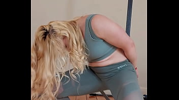 Preview 3 of Reshma Blue Share - Muscle girl struggles to escape bondage
