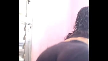 Preview 3 of Felicity Fon - Essa gostosa de 18 anos dan&ccedil_a como uma puta