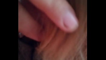 Preview 2 of Voyeuring Mom Sucking Neighbor - Como se lo come todo