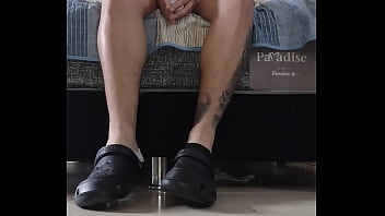 Preview 1 of Sarah Smiley Sunday - Suck his feet for cum