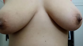 Preview 3 of Family Stock Hd - Hola chicos  les gustan mis tetas