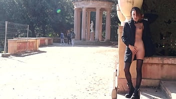 Preview 3 of Amareur Blonde Pounded - OUTDOORS Getting naked in a PUBLIC PARK in Barcelona