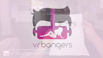 Preview 1 of Maria Patino Video Porno - VR BANGERS Magic Glasses And Big Hard Cock