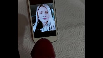 Preview 1 of Amimal Sex With Women - Пролился на фото подруги с сайта по её просьбе