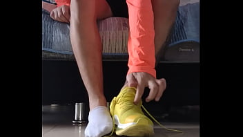 Preview 2 of Incontrol - White socks for worship