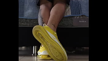 Preview 1 of Incontrol - White socks for worship