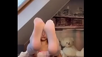 Preview 2 of Quetta Xxx Com - Feet in tights 1