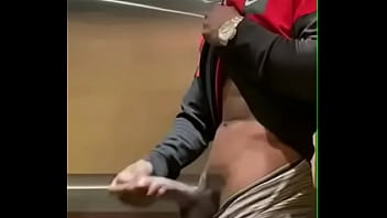 Preview 2 of Sexi Videos 2017 - Bussing nut in public building