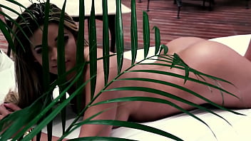 Preview 1 of Japanese Mausi Episode - Por tr&aacute_s das c&acirc_meras da estreia da morena fogosa - Samantha Squirt - Lidy Silva Diretora - Binho Ted - Alex Lima