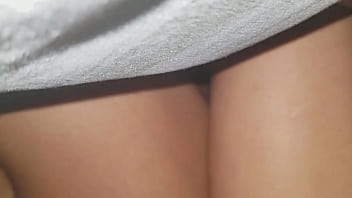 Preview 3 of Horny Blondes Always Up For Some - Tr&iacute_o Con H&eacute_ctor y su amigo