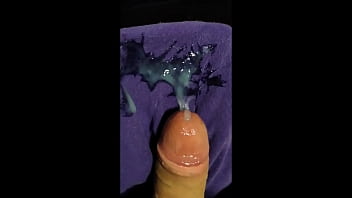 Preview 2 of Yong Good Girls Xxx Vedio - more cumshots on purple t-shirt cumrag