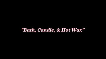Preview 1 of Tow Boy Porn - Bubble Bath! Bubble Ass! It&#039_s Sara Jay Masturbating In The Jacuzzi!