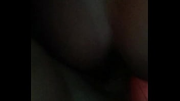 Preview 2 of A Hot Body - Gravando escondido a putinha