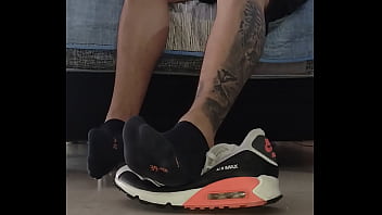 Preview 3 of Public Tug Job - Latino feet worship