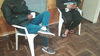Preview 1 of Xxxxxvi Video - Me aprovecho de la Amiga de Mi Esposa Cornuda mientras ella esta tomando la siesta al lado nuestro - ella sin darse cuenta y nosotros disfrutando casi nos pillan