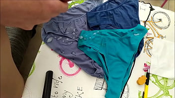 Preview 3 of Kya Mtlb - Corrida en bragas de mi mujer 202