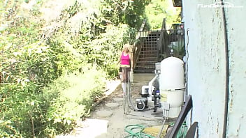Preview 1 of Young Pov At Pool - Stiefbruder fickt seine notgeile 19 Jahre alte Schwester