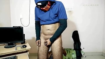 Preview 3 of Perverso Family - Sexy man horny handjob and gets dick hard