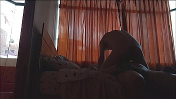 Preview 2 of Only Boob Licking Video Indian - ME ACUESTO CON AMIGO CASTO DE MI ESPOSO QUE SE VACEA TODA SU LECHE DENTRO DE MI VAGINA